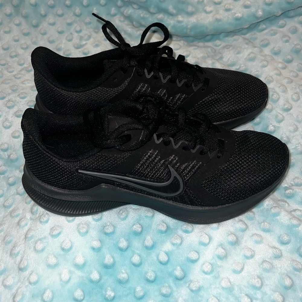 Women’s Nike shoes